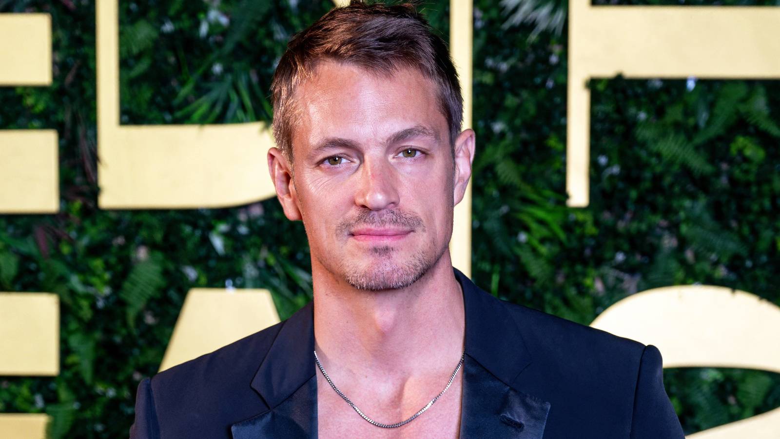 Before ‘Peacemaker,’ Joel Kinnaman Thrilled Us in This Forgotten Futuristic Sci-Fi Series on Netflix Before ‘Peacemaker,’ Joel Kinnaman Thrilled Us in This Forgotten Futuristic Sci-Fi Series on Netflix
