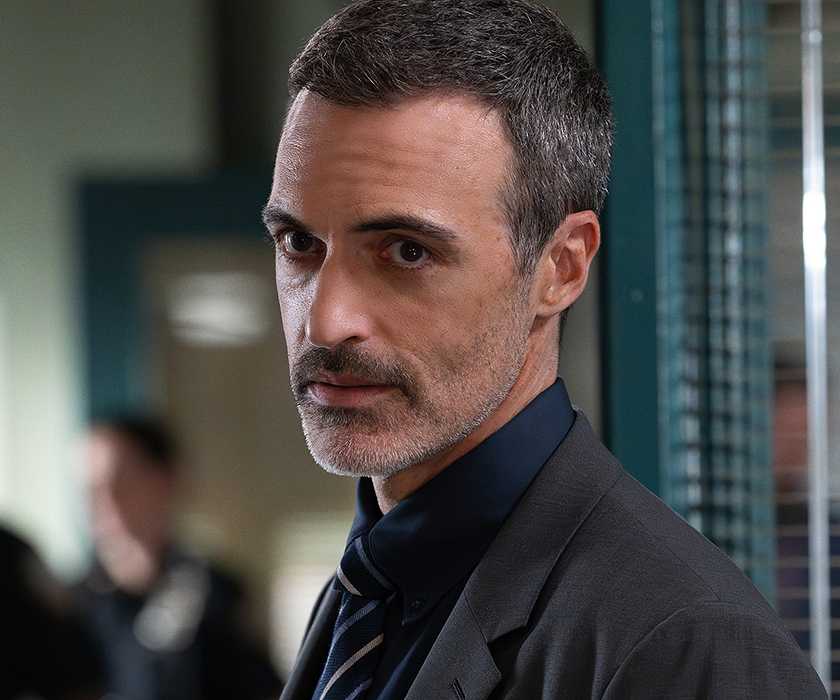 Reid Scott as Detective Vincent Riley in LAW & ORDER Season 25, Episode 1 "Street Justice"