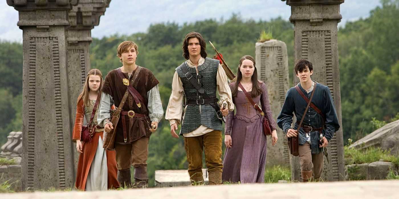 Remake Billy R Netflix Officially Confirms Greta Gerwig's Narnia Remake's Release Date