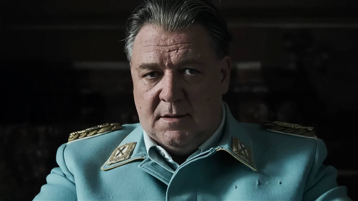 Oscar Buzz Explodes for Russell Crowe's WWII Epic, Critics Rave