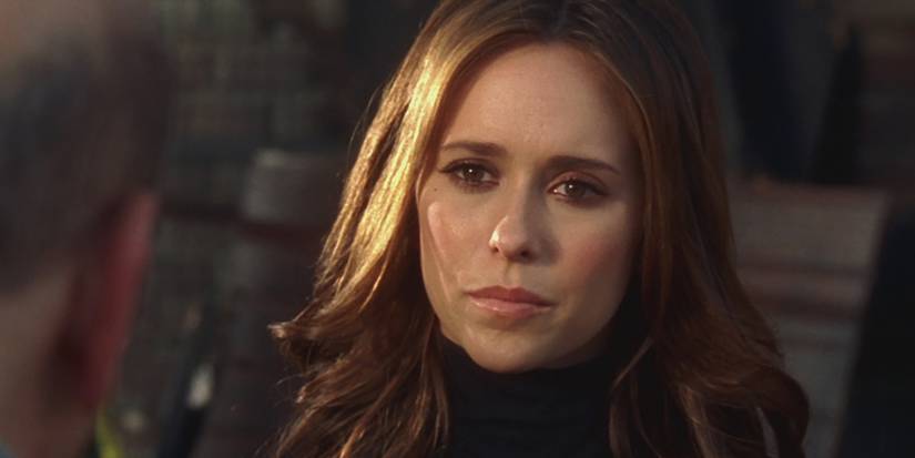 Jennifer Love Hewitt as Melinda in Ghost Whisperer