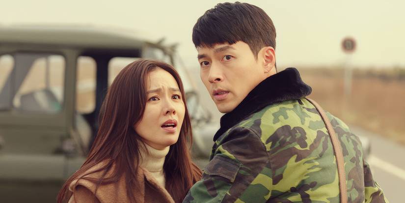 Ri Jeong-hyeok (Hyun Bin) and Yoon Se-ri (Son Ye-jin) look concerned in Crash Landing on You.