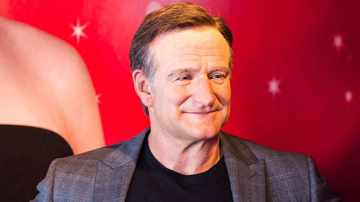 Robin R Stream Robin Williams' Master of Disguise Classic Is Streaming This Month