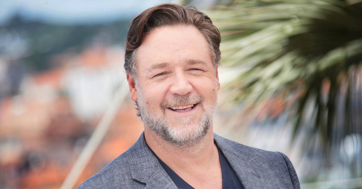 collider.com - Chris McPherson - Russell Crowe's Forgotten '90s Sci-Fi Thriller Is Officially Taking Over Paramount+