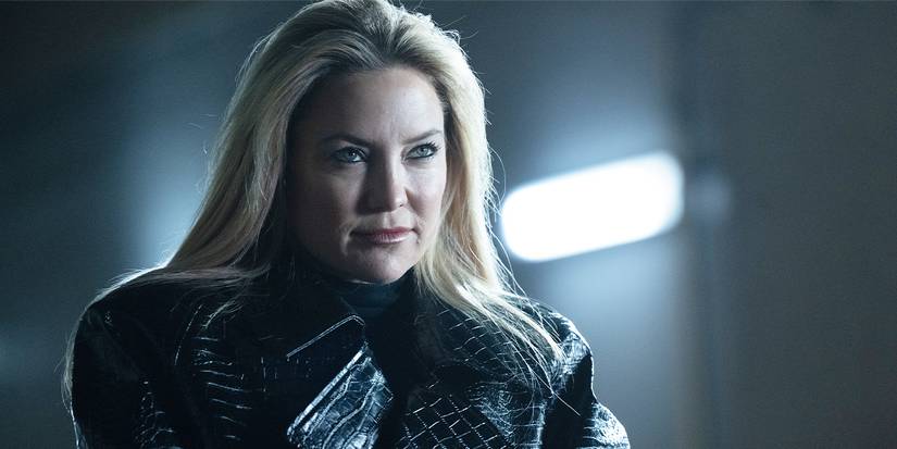 'Shell' Review: Elisabeth Moss and Kate Hudson Face Off in a Sharp Body ...