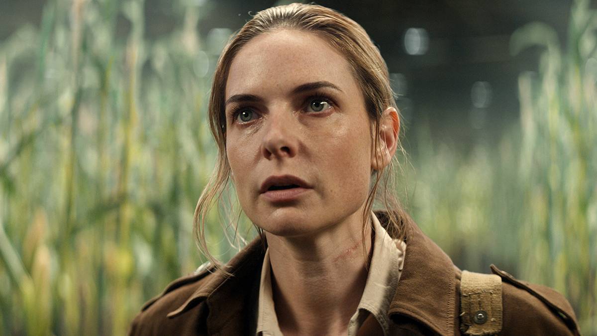 Rebecca Ferguson’s Bingeworthy Sci-Fi Masterpiece Stages Streaming ...