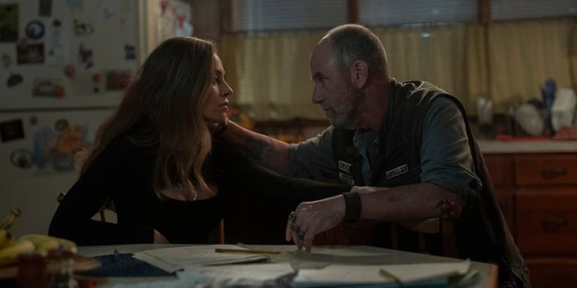 Margarita Levieva dan Jamie McShane di Tugas Episode 4