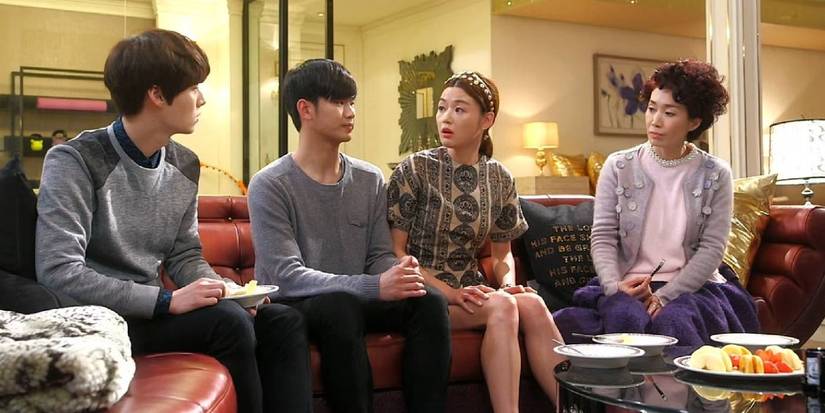 The cast of My Love From Another Star sitting on the sofa.