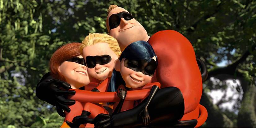 The Parr family embraces in 'The Incredibles' (2004)