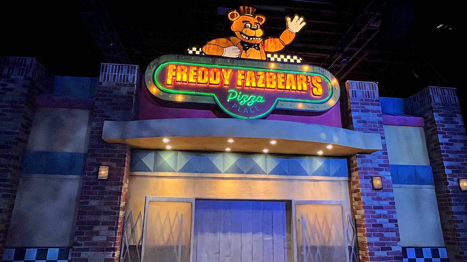 Five Nights at Freddy's animatronics at Universal Studios Horror Nights 2025