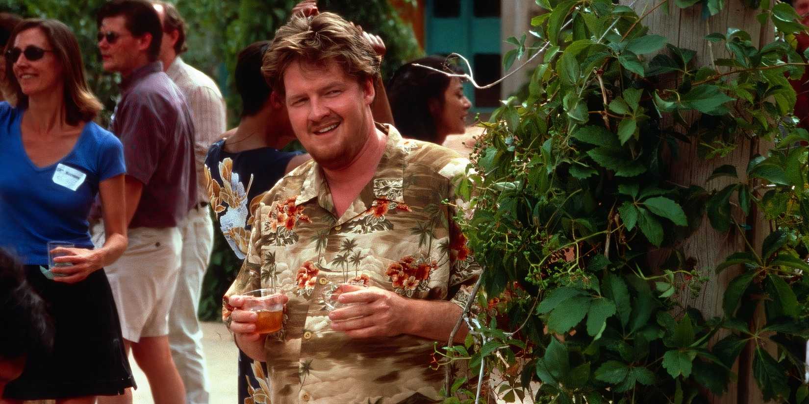 Donal Logue holds a drink in 'The Tao of Steve'
