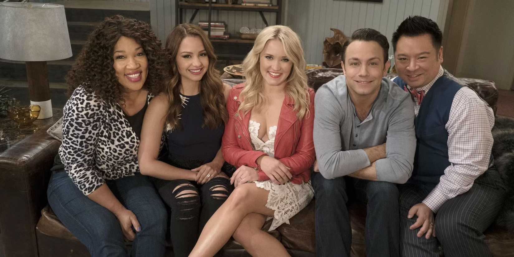 Freeform's Young & Hungry cast