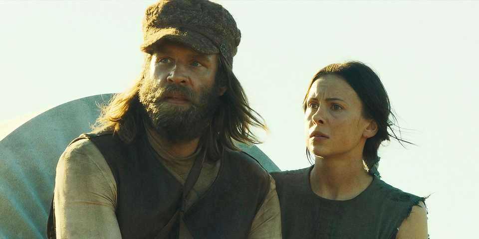 Marc Rissman looking concerned next to Anna Fiamora in 1883