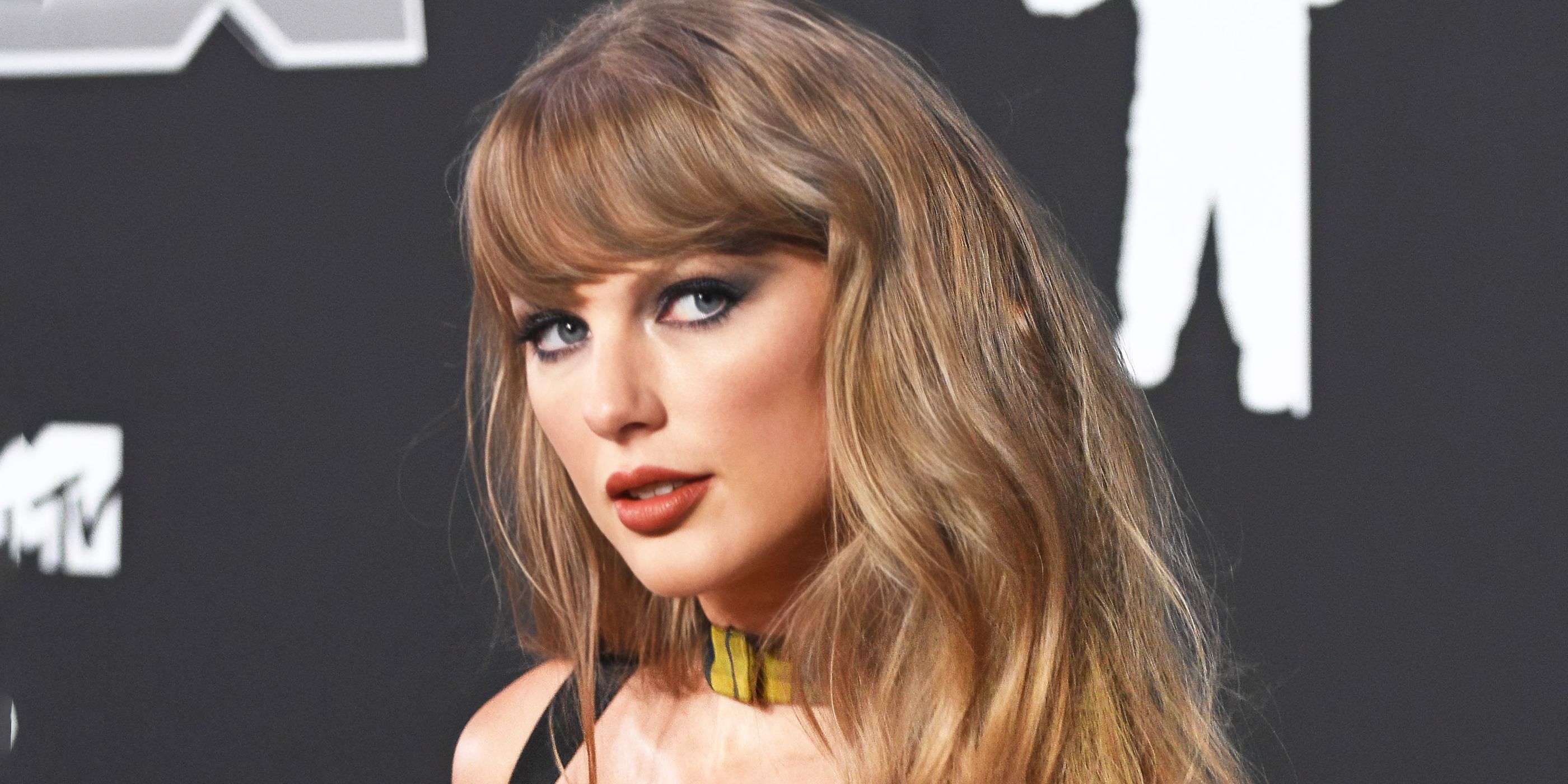 Taylor Swift's New Favorite 86% RT Thriller Series Is Dominating