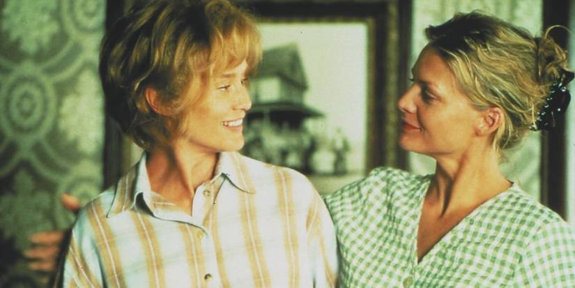 Jessica Lange and Michelle Pfeiffer in A Thousand Acres (1997)