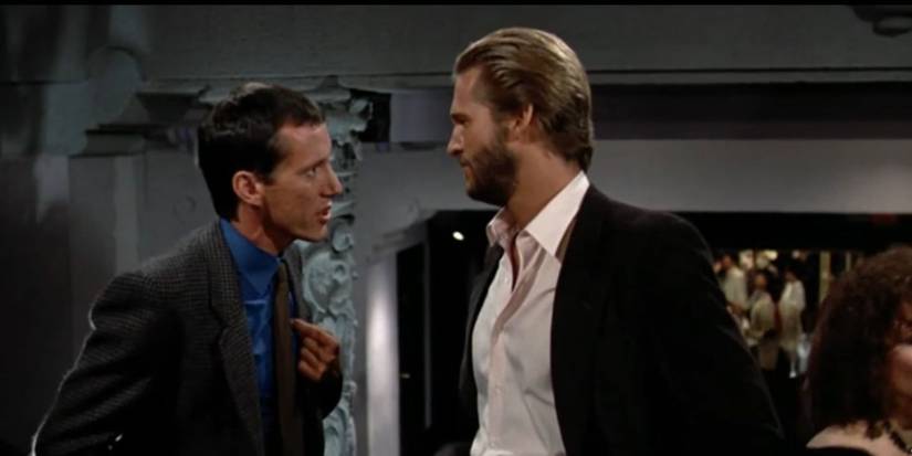 Jeff Bridges and James Woods as Terry and Jake having a confrontation in Against All Odds