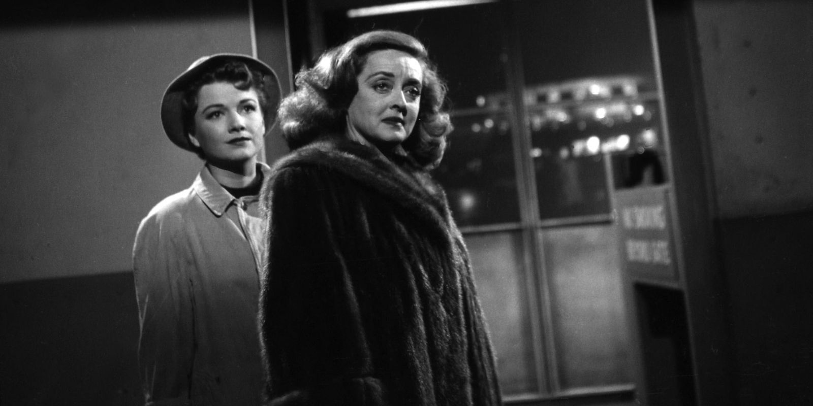 Anne Baxter and Bette Davis in All About Eve