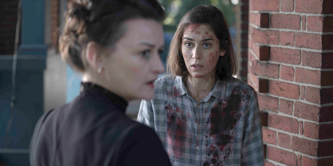 Annie (Lizzy Caplan) covered in blood in Castle Rock