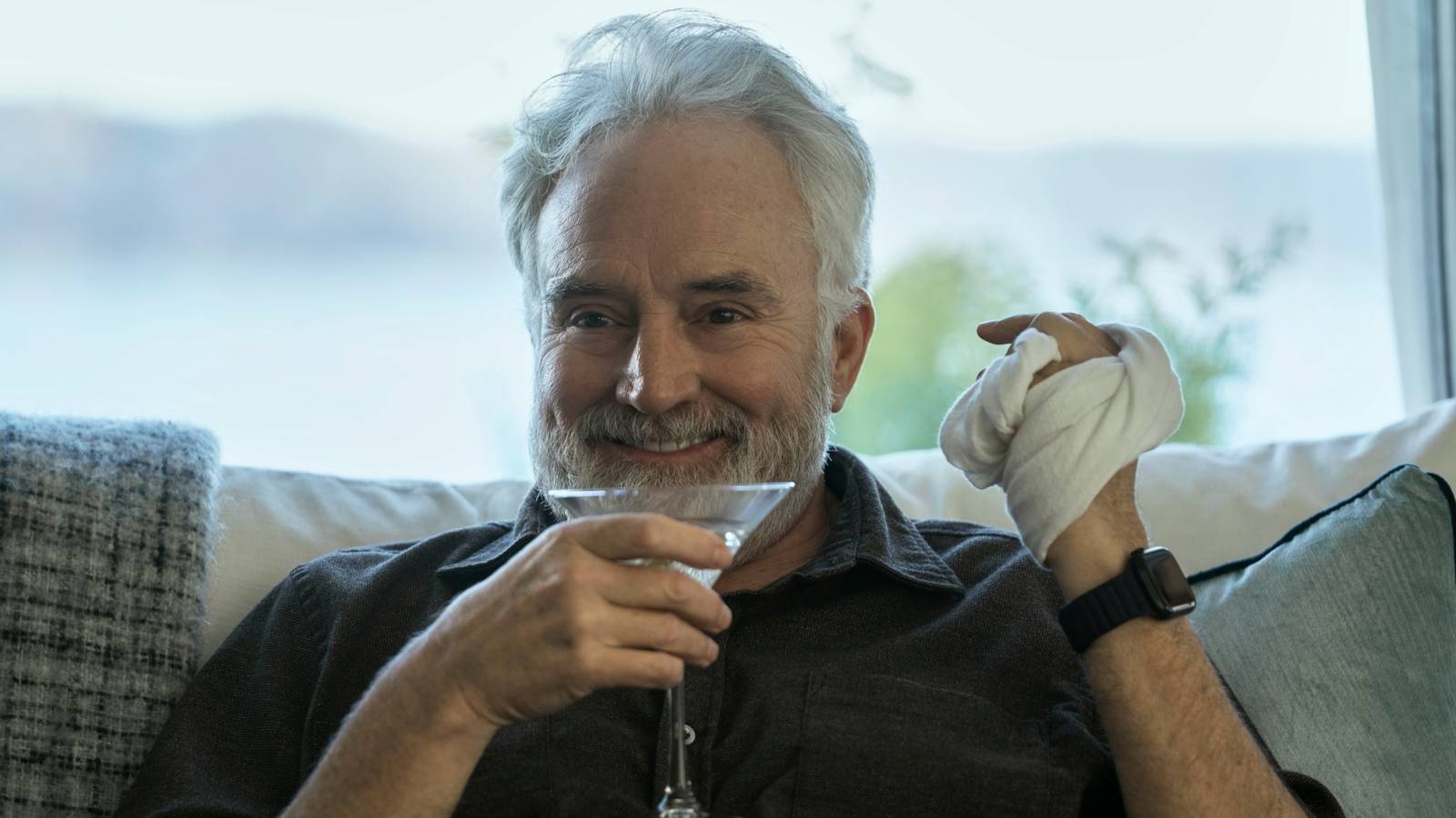 Netflix's Addictive 92% RT Political Thriller Is Exactly What You Need To Binge This Week
