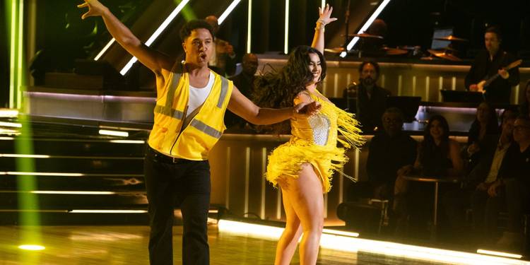 Lauren Juaregui and Brandon Armstrong dance a cha-cha-cha on TikTok night of 'Dancing with the Stars' Season 34.