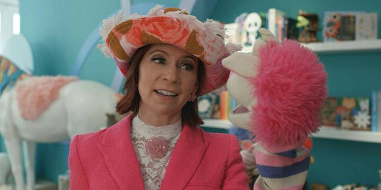 Elsbeth' Season 3 Episode 2 Recap: David Cross Guest Stars in the Funniest Episode to Date