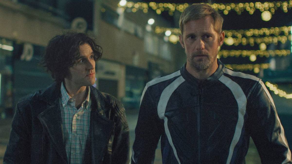 Alexander Skarsgård Gets Hot and Heavy With Harry Melling in New Trailer for Their New A24 Romance