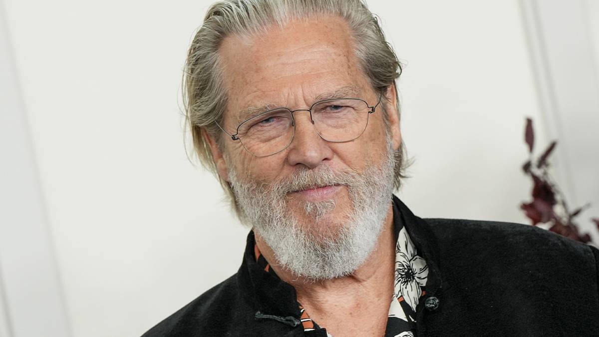 2 Years After 'Tron,' Jeff Bridges Was Scorching Hot in This Timeless ...