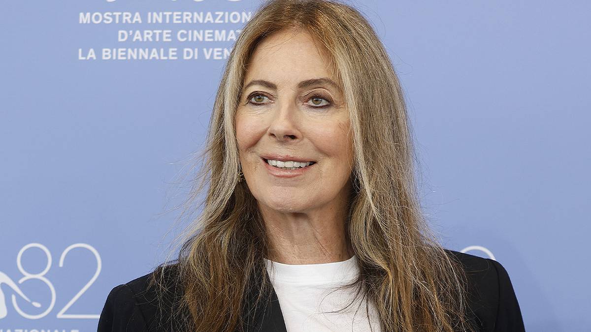 Kathryn Bigelow on the red carpet