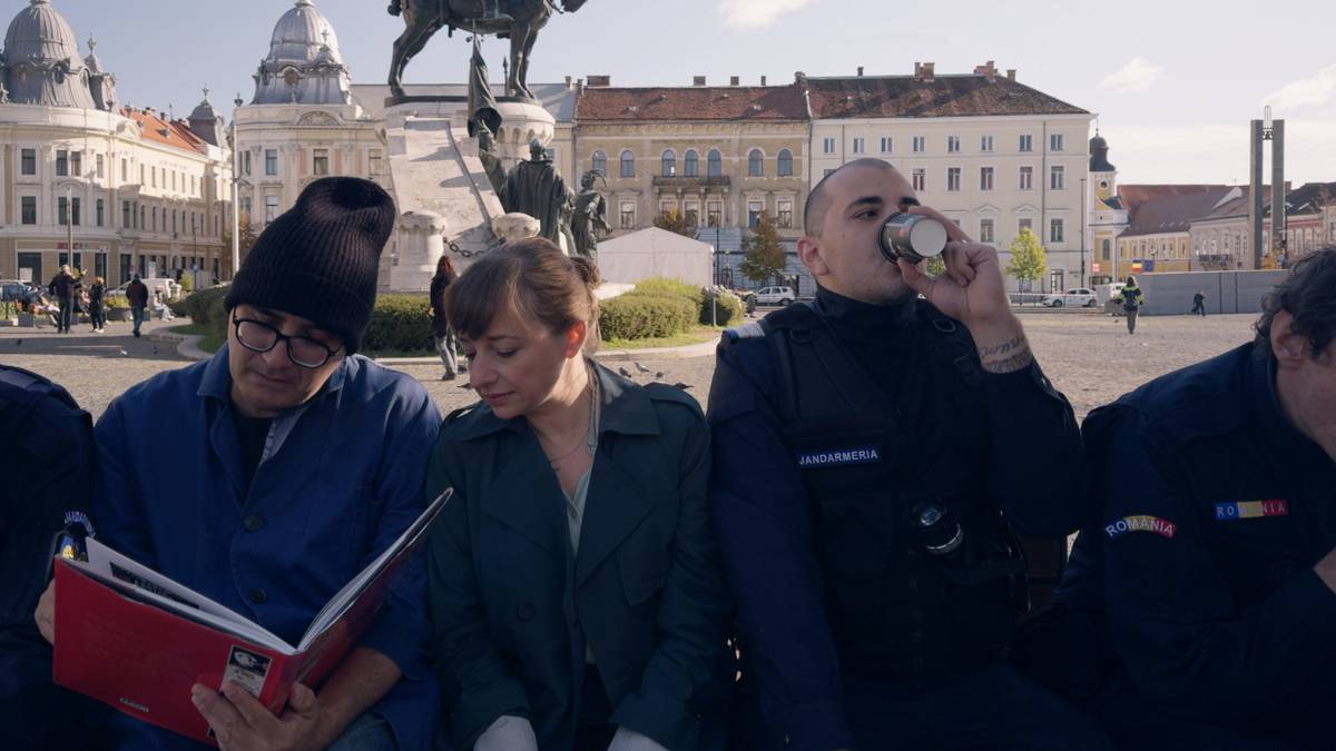 A Bailiff Faces a Moral Crisis in Radu Jude's Absurdly Funny 'Kontinetal '25' Trailer [Exclusive]