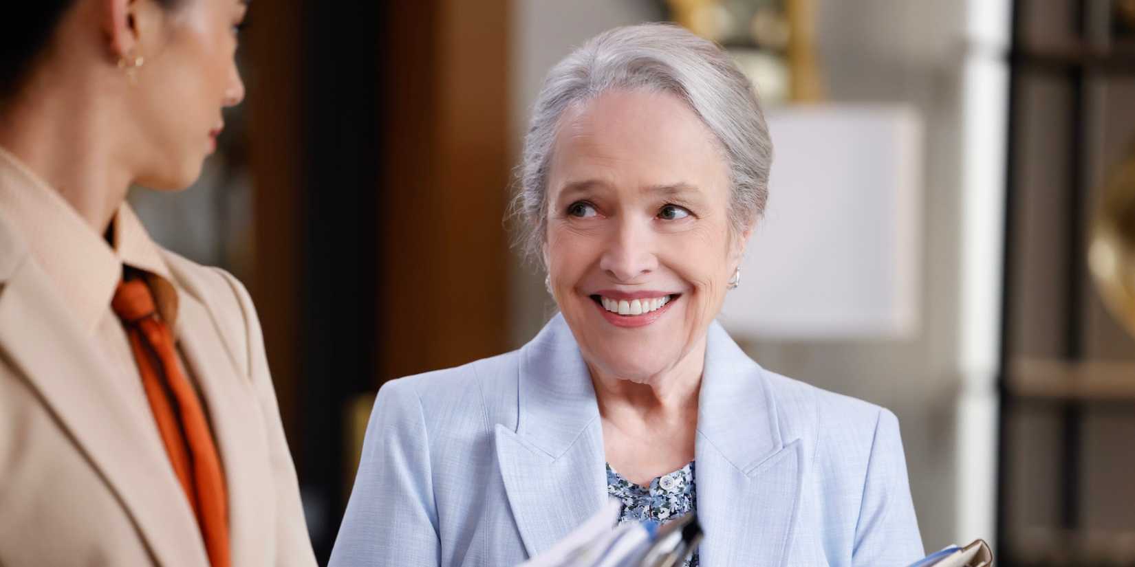 Kathy Bates sebagai Matty di Matlock Musim 2