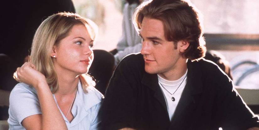 Michelle Williams as Jen and James Van Der Beek as Dawson looking at each other in Dawson's Creek