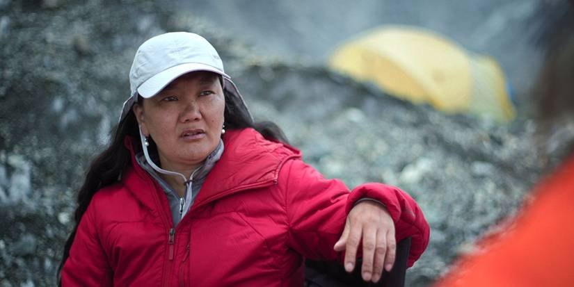 Lhakpa Sherpa talking to the filmmaker in the movie Mountain Queen