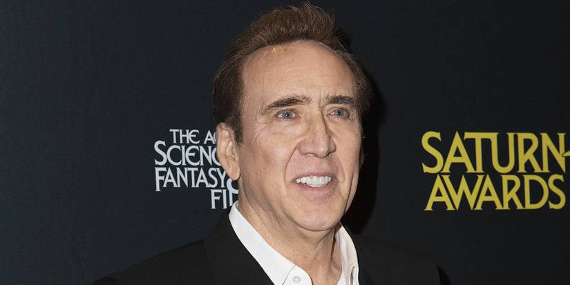 Nicolas Cage di karpet merah Penghargaan Saturnus