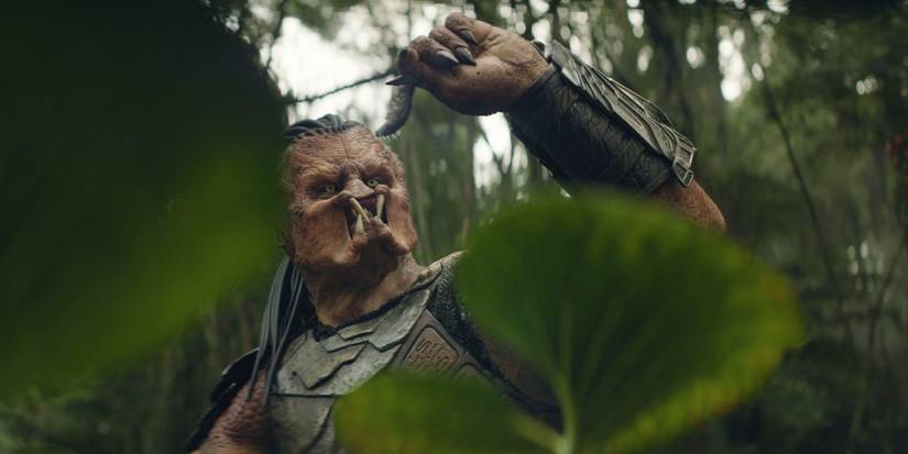 Dimitrius Schuster-Koloamatangi as Dek in Predator: Badlands.