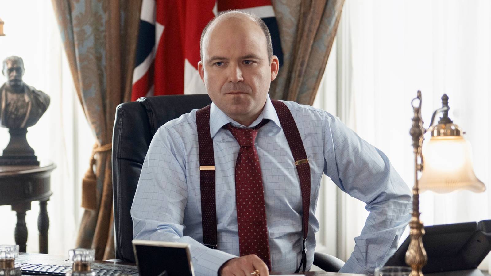 If You Like 'The West Wing,' Netflix's 3-Part Political Thriller Series Is Your Next Obsession