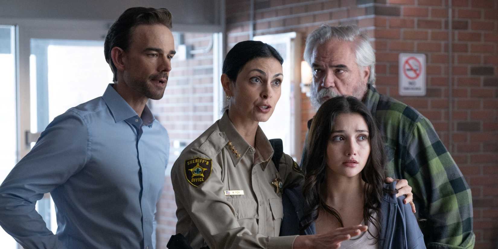 Morena Baccarin as Mickey standing with Chris Gorham, Amanda Arcuri and W. Earl Brown in Sheriff Country