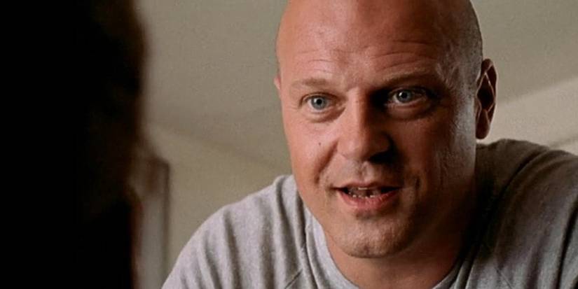 Michael Chiklis as Vic Mackey in the pilot episode of The Shield