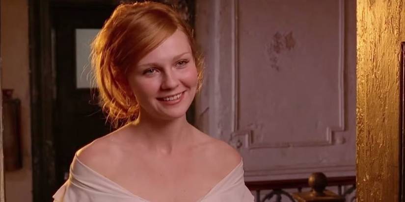 Kirsten Dunst as Mary Jane Watson in a wedding dress in 'Spider-Man 2'