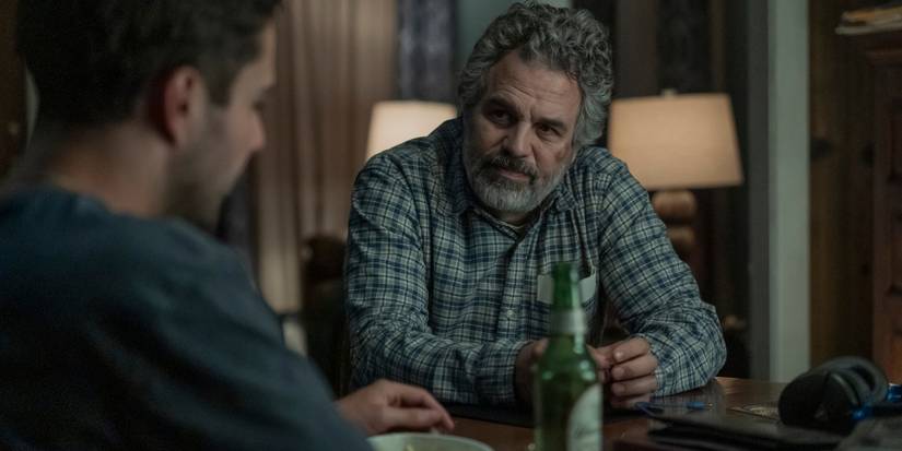 Mark Ruffalo assis avec Fabien Frankel dans l'épisode 6 de la tâche