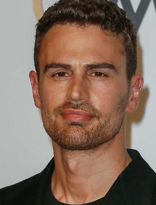 24 Years Before Jenna Ortega’s ‘Wednesday,’ This Forgotten Addams ...