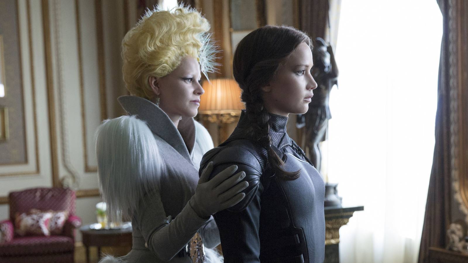 Elizabeth Banks and Jennifer Lawrence in The Hunger Games Mockingjay - Part 2