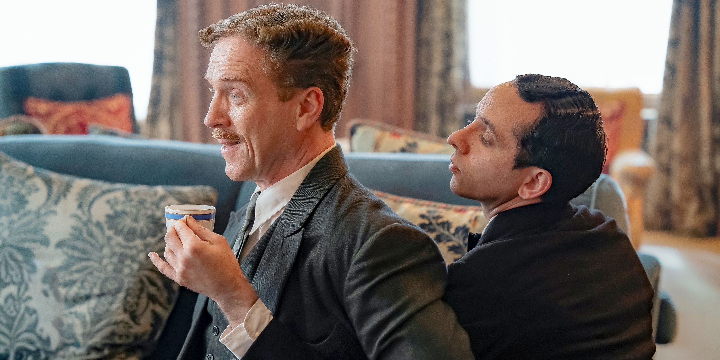 ‘Fackham Hall’ Review: 'Downton Abbey' Meets Agatha Christie in This ...
