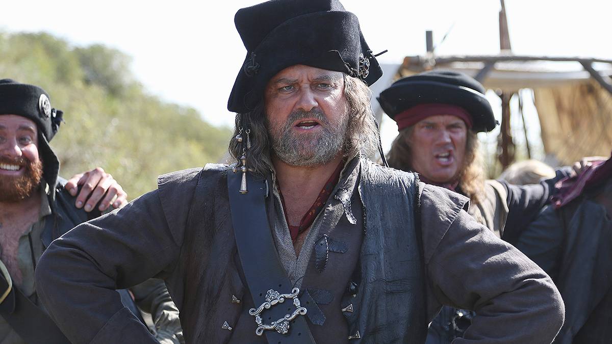 Timothy Omundson's King Richard looking annoyed in Galavant