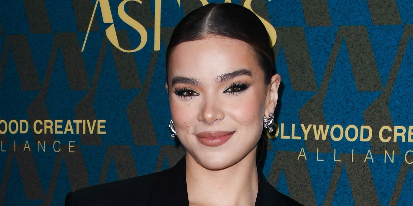Hailee Steinfeld’s Viral Moment Is the Perfect Excuse to Stream This Masterpiece Series of Hers on Netflix