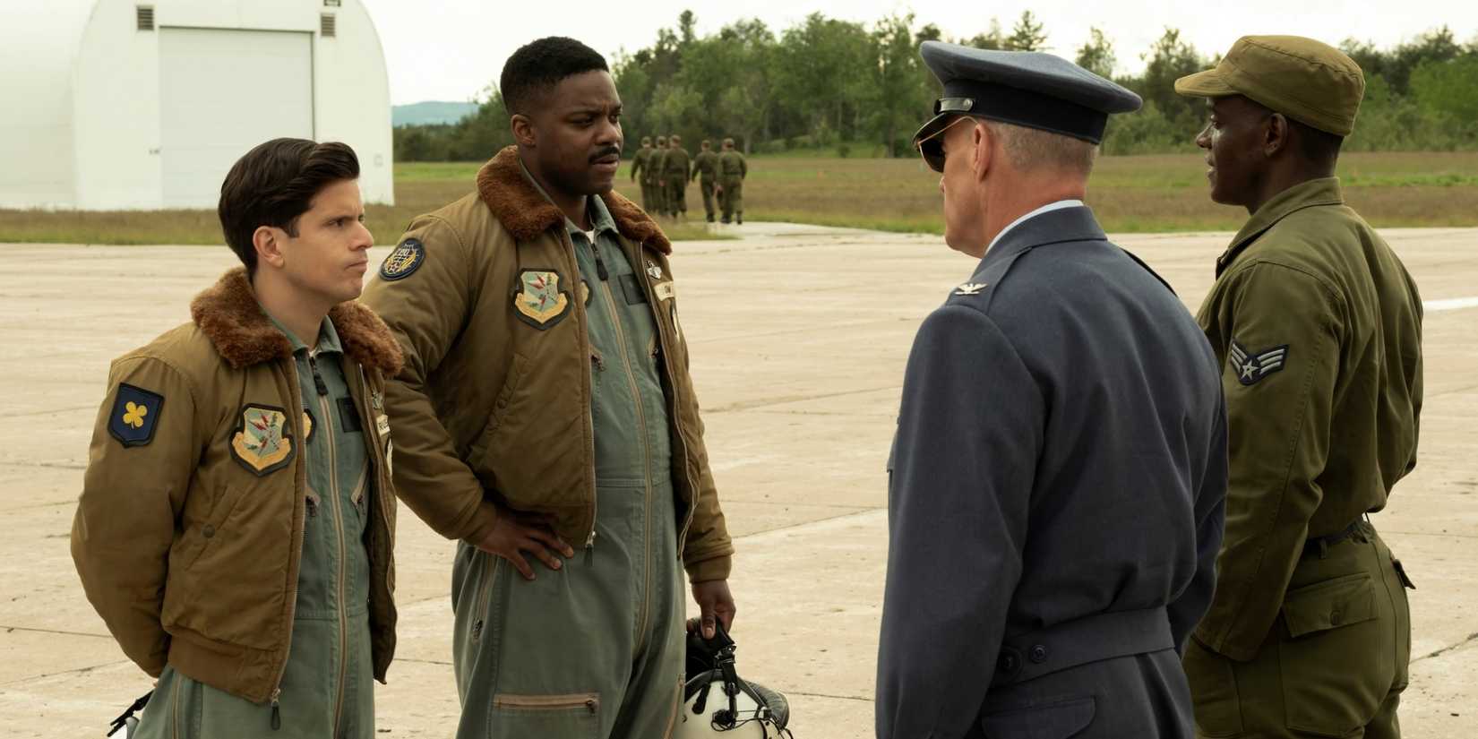 James Remar as General Shaw with Chris Chalk, Jovan Adepo and Rudy Mancuso on the base in IT: Welcome to Derry