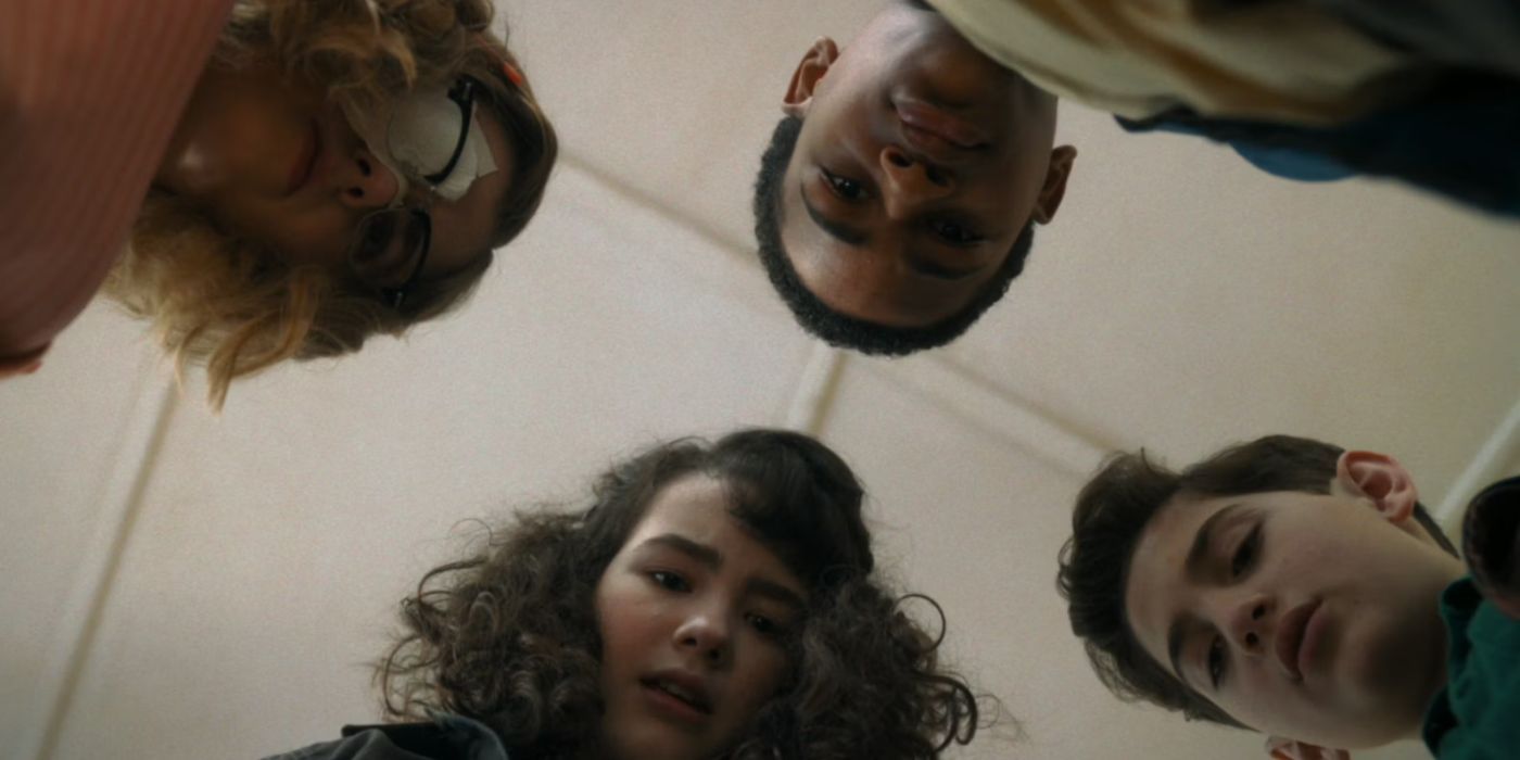 IT: Welcome to Derry' Stars on Their Scariest On-Set Encounters: “I Crapped  My Pants”