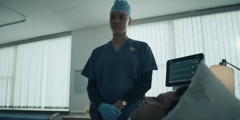 Frances Neagley (Maria Sten) disguises herself as a hospital worker in 'Reacher'