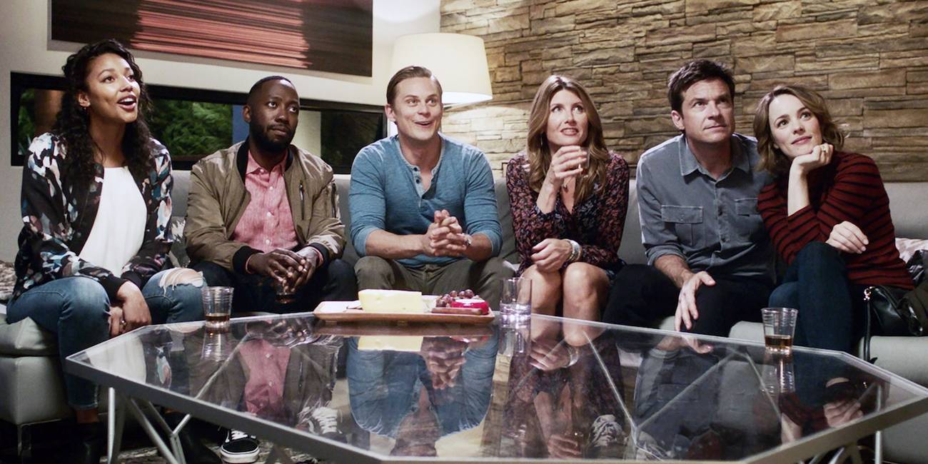 Kylie Bunbury, Lamorne Morris, Billy Magnussen, Sharon Horgan, Jason Bateman, and Rachel McAdams in Game Night
