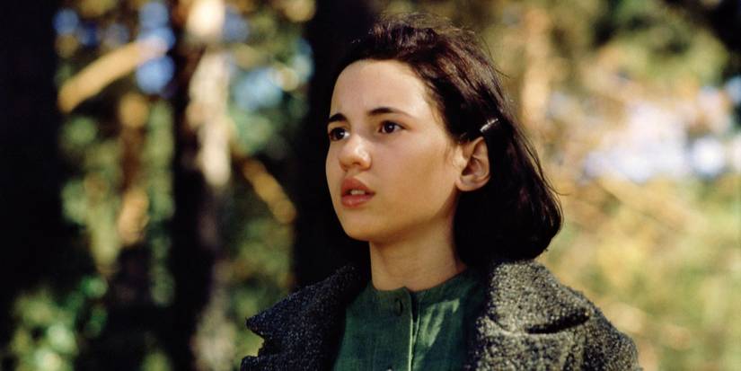 PAN'S LABYRINTH, (aka EL LABERINTO DEL FAUNO), Ivana Baquero, 2006, © Picturehouse/courtesy Everett Collection