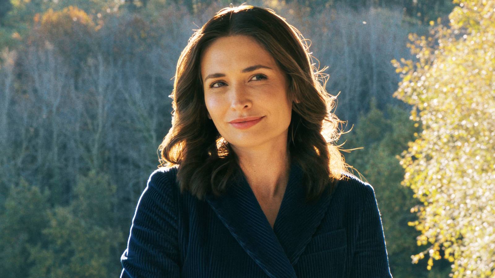 Karolina Wydra's Shocking 'Pluribus' Revelation: She REALLY Flew That Plane!